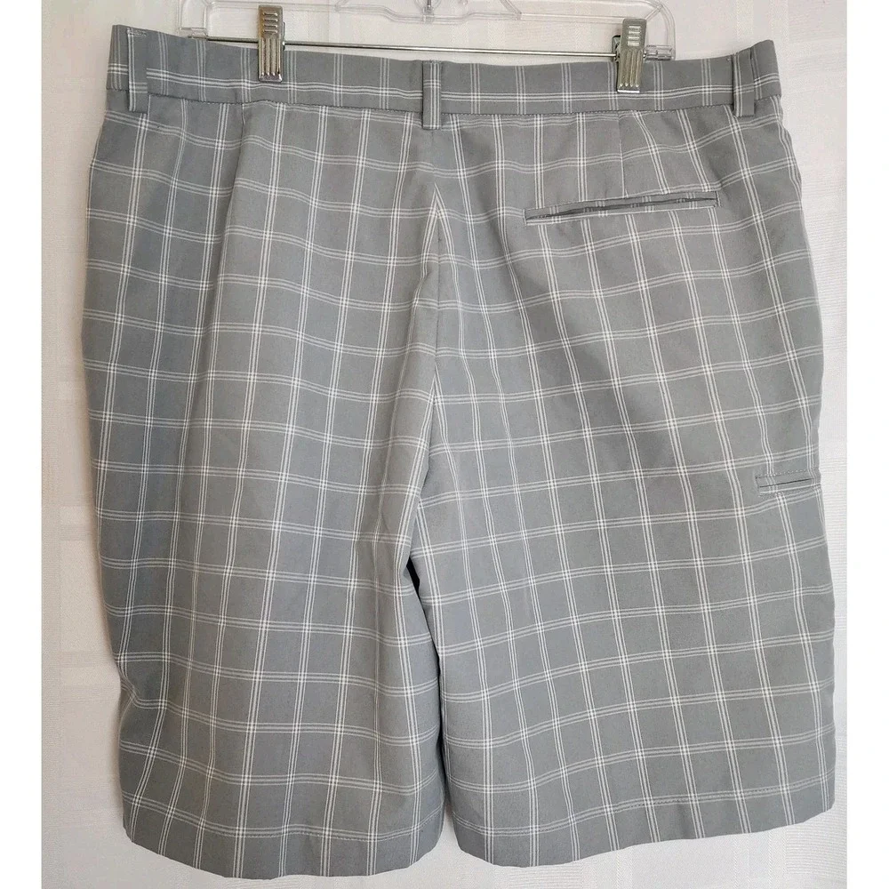 Grand Slam Performance Plaid Mens Shorts‎ Size 38 Gray White